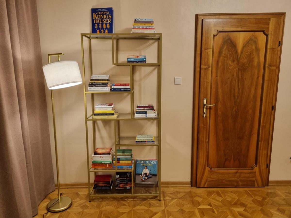 Villa With Private Sauna And Jacuzzi, 8 Min From Schloss Schoebrunn 维也纳 外观 照片