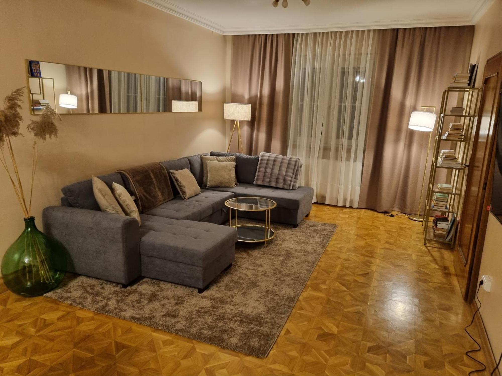 Villa With Private Sauna And Jacuzzi, 8 Min From Schloss Schoebrunn 维也纳 外观 照片