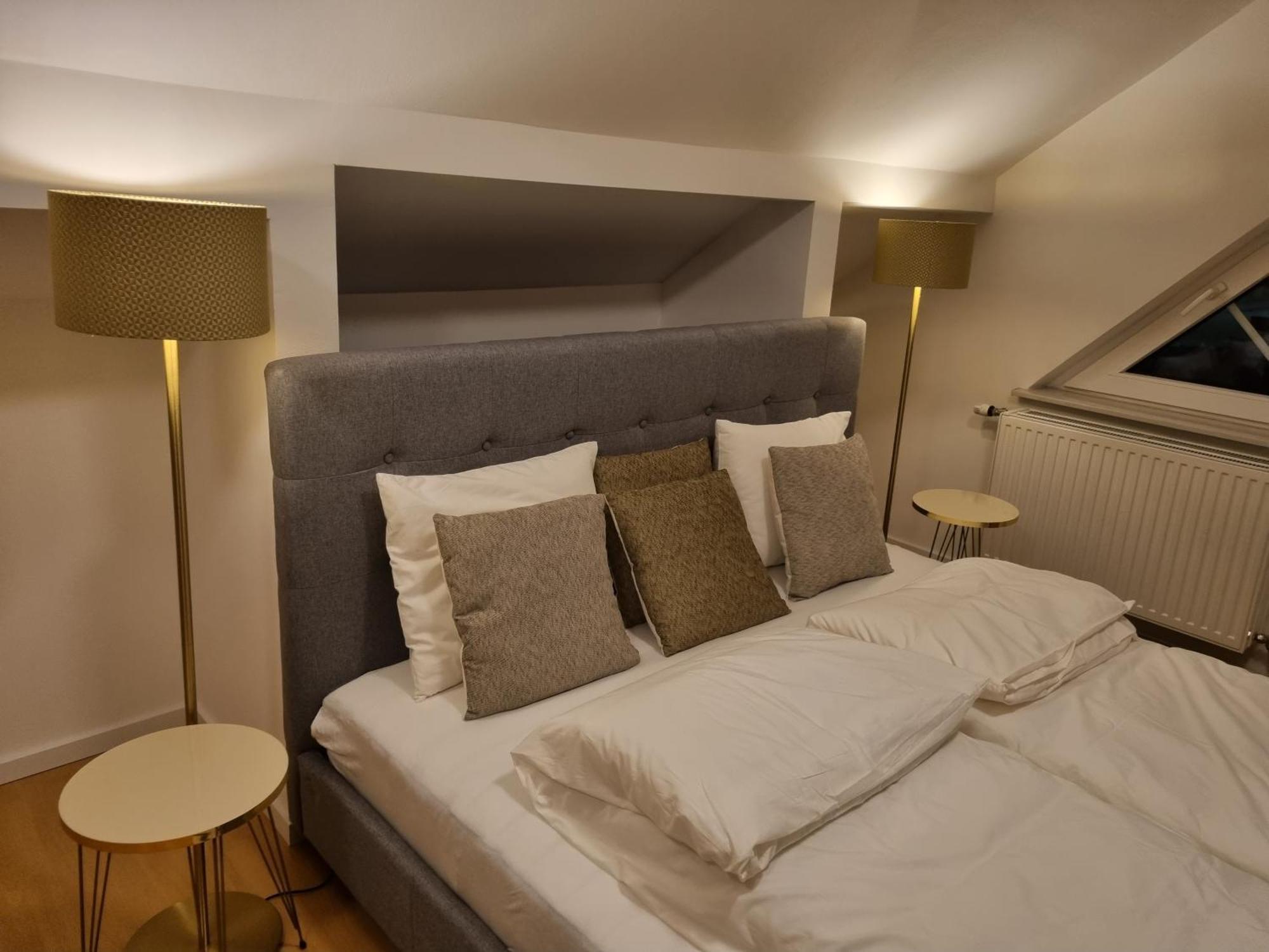 Villa With Private Sauna And Jacuzzi, 8 Min From Schloss Schoebrunn 维也纳 外观 照片